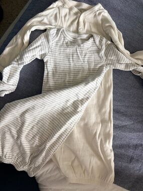 Little Planet Organic Neutral Ribbed and Striped Baby Gowns - Cream & Light Gray